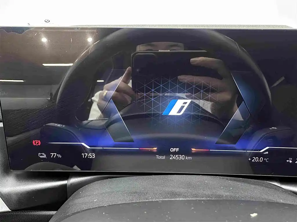 BMW i4 — миниатюра 11