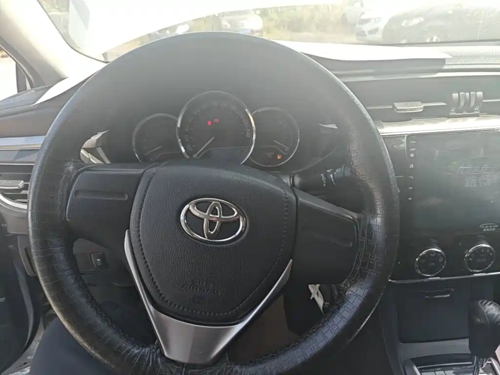 Toyota Corolla — миниатюра 11