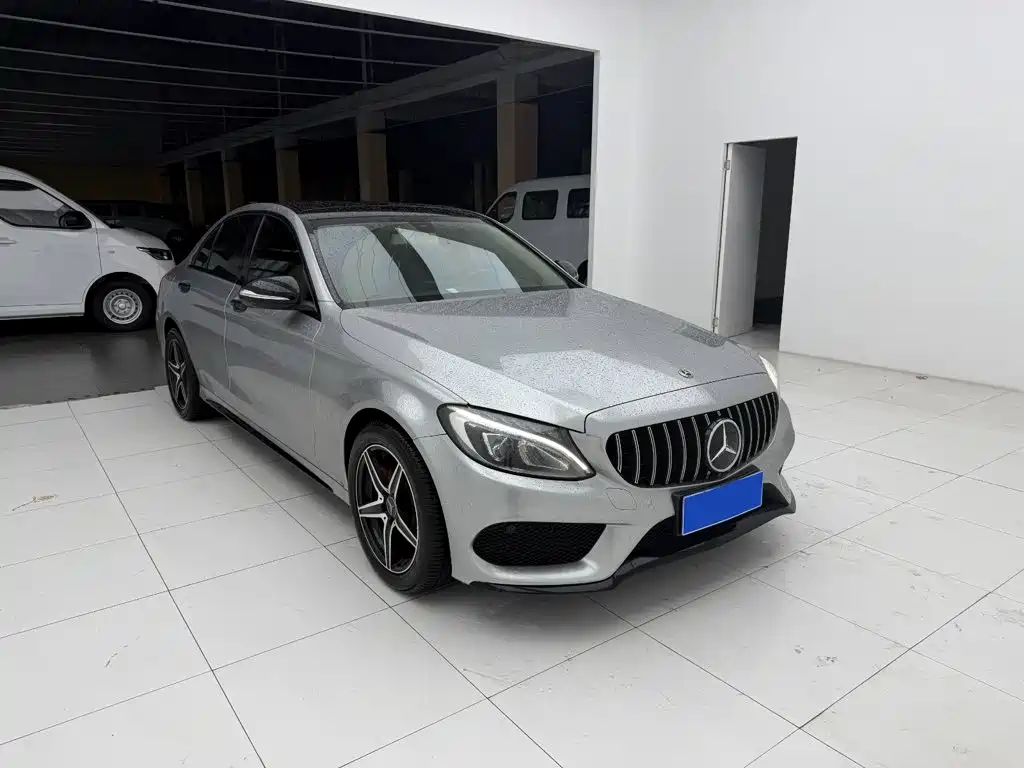 Mercedes-Benz C-Class — миниатюра 3