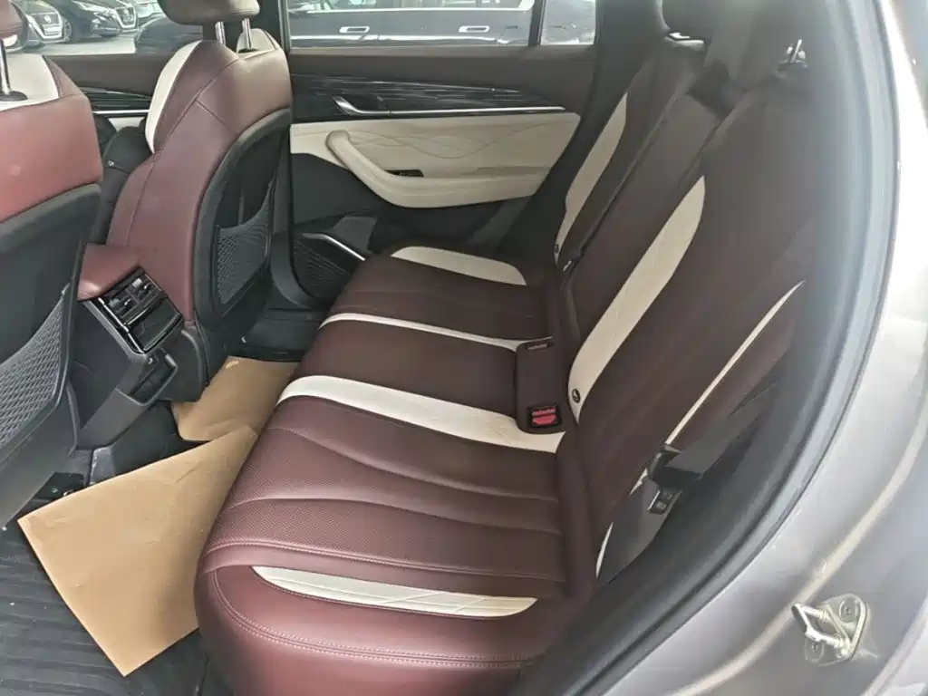 Geely Xingyue L — миниатюра 17