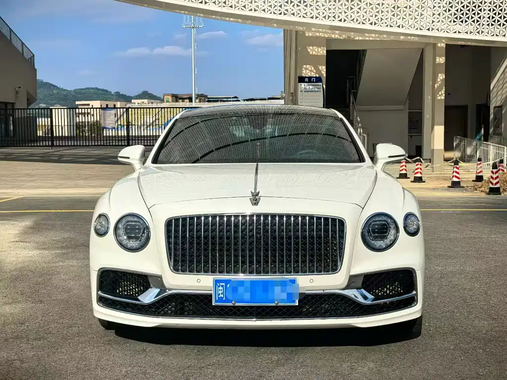 Bentley Flying Spur — миниатюра 2
