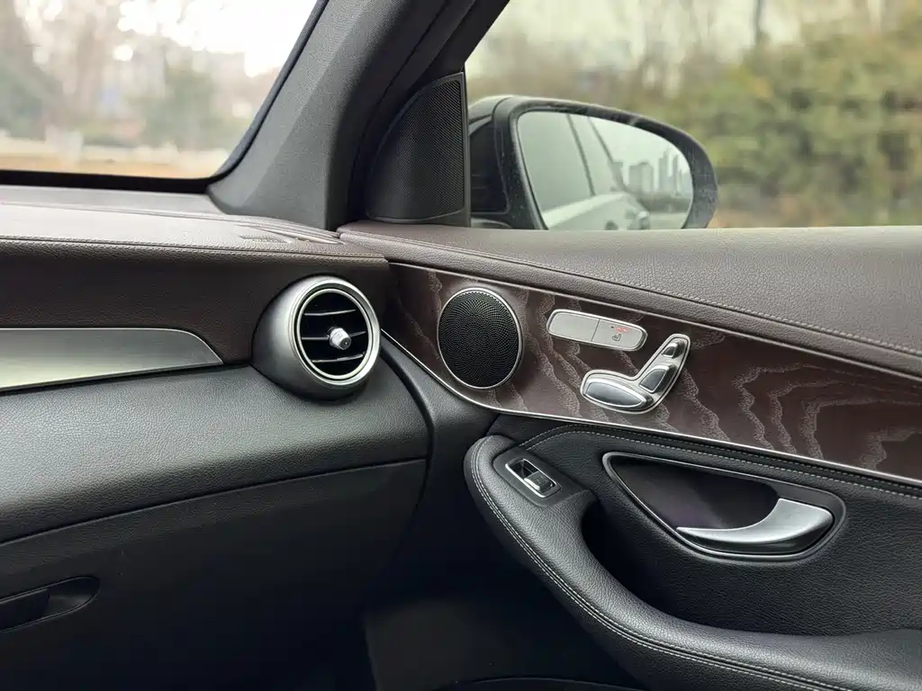 Mercedes-Benz GLC 2020 GLC 300 L 4MATIC