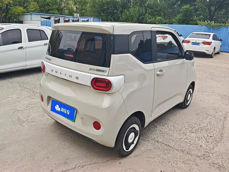 Wuling MINIEV — миниатюра 3