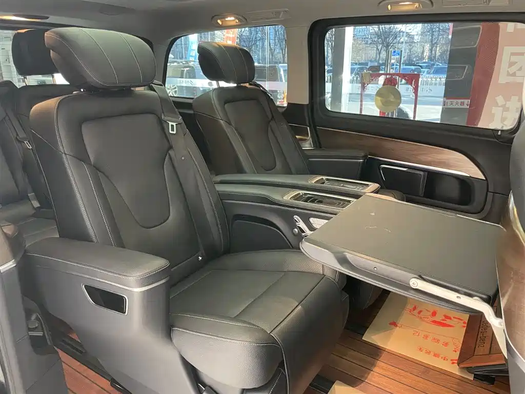 MERCEDES-BENZ V CLASS