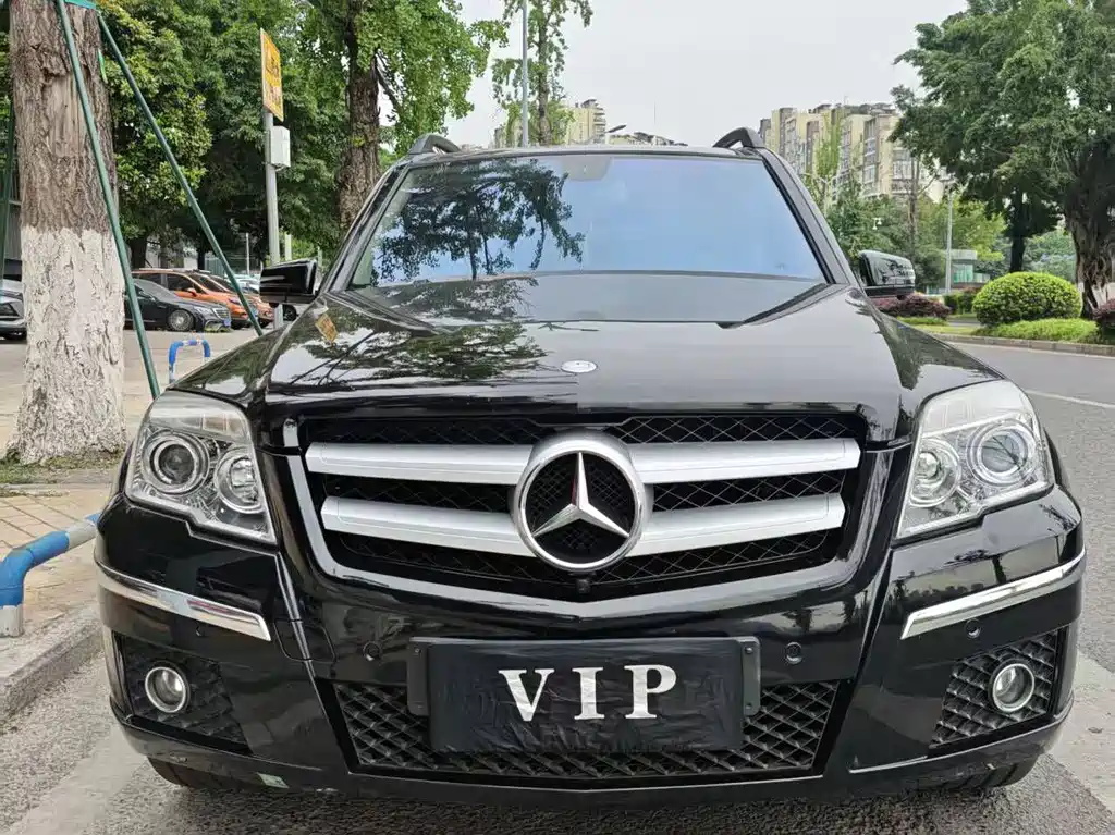 Mercedes-Benz GLK-Class (Import) 2012