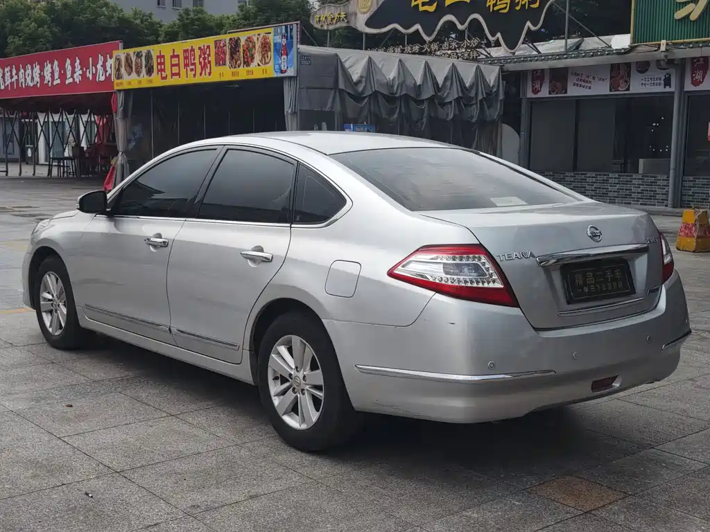 Nissan Teana — миниатюра 6