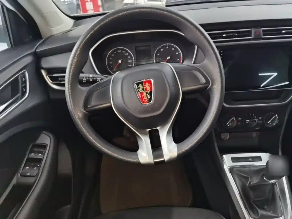 Roewe RX3 — миниатюра 11