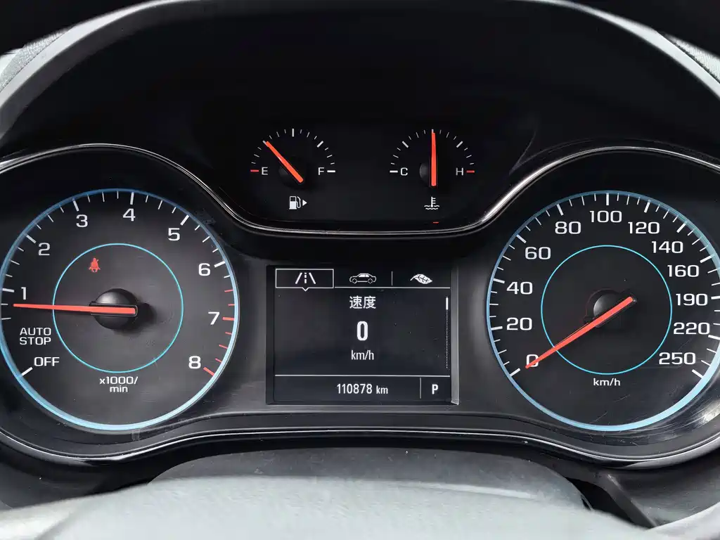Chevrolet Cruze — миниатюра 18