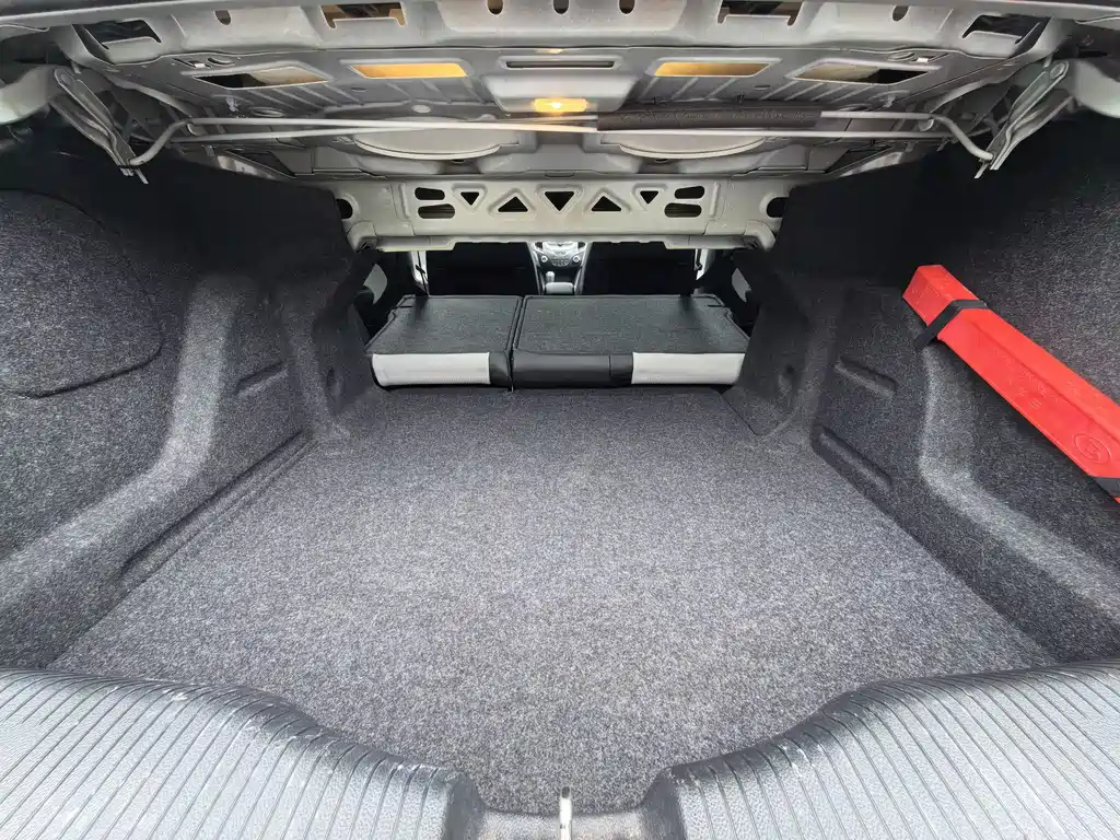 Chevrolet Cruze — миниатюра 29