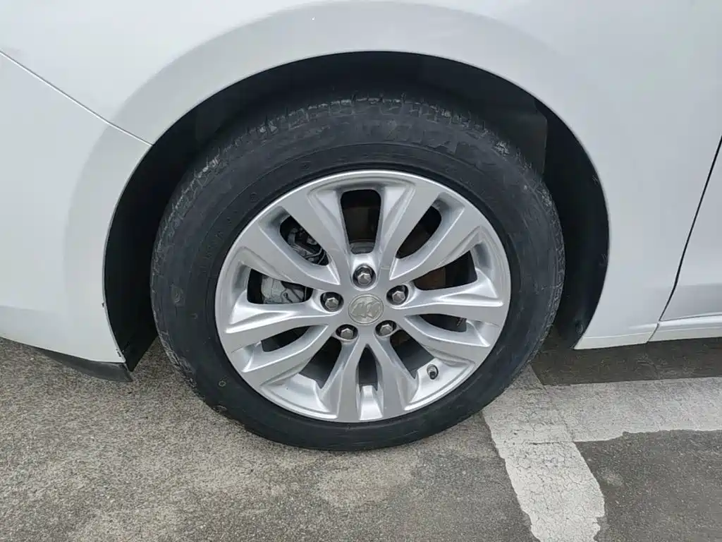Buick Excelle — миниатюра 23