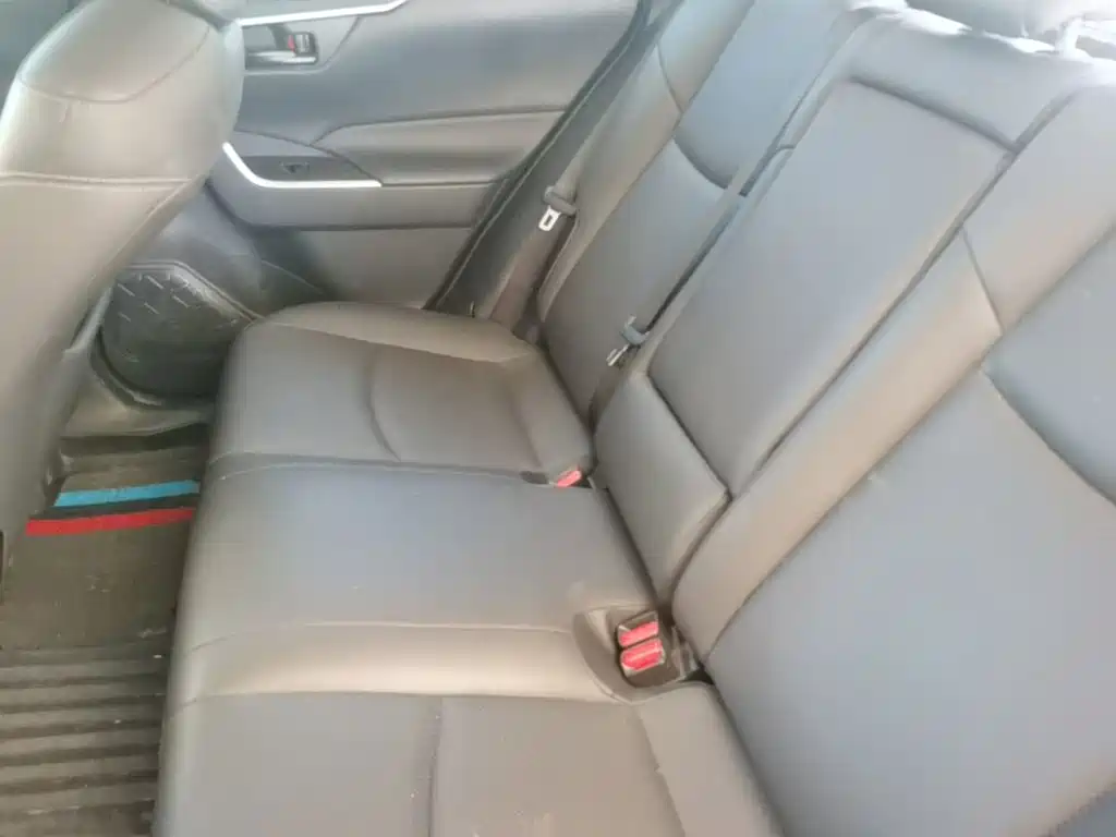 Toyota RAV4 — миниатюра 22