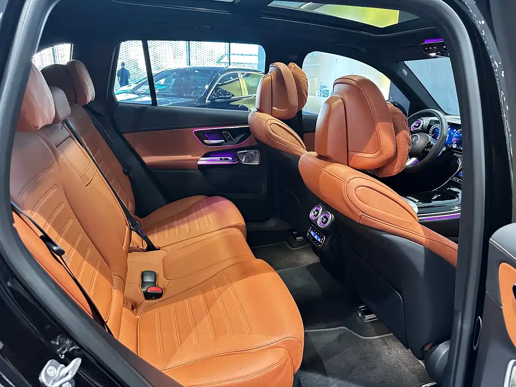 Mercedes-Benz GLC — миниатюра 10