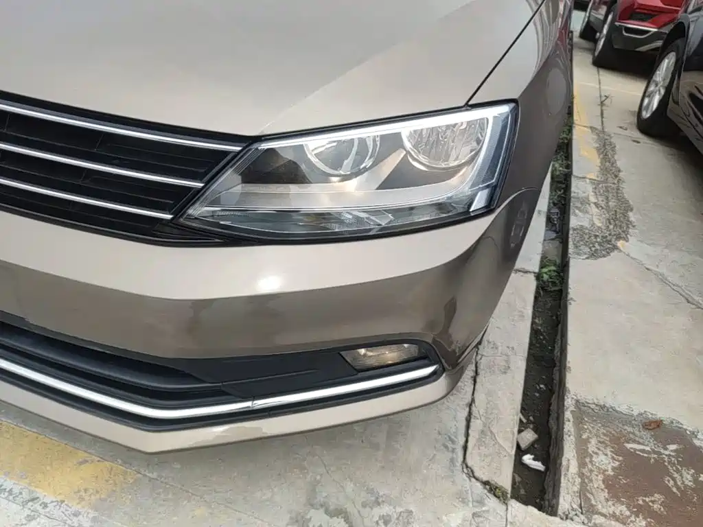 Volkswagen Sagitar — миниатюра 24