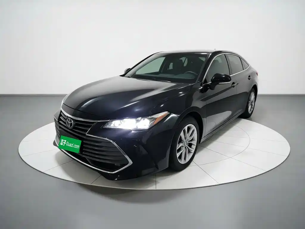 Toyota Avalon — миниатюра 2