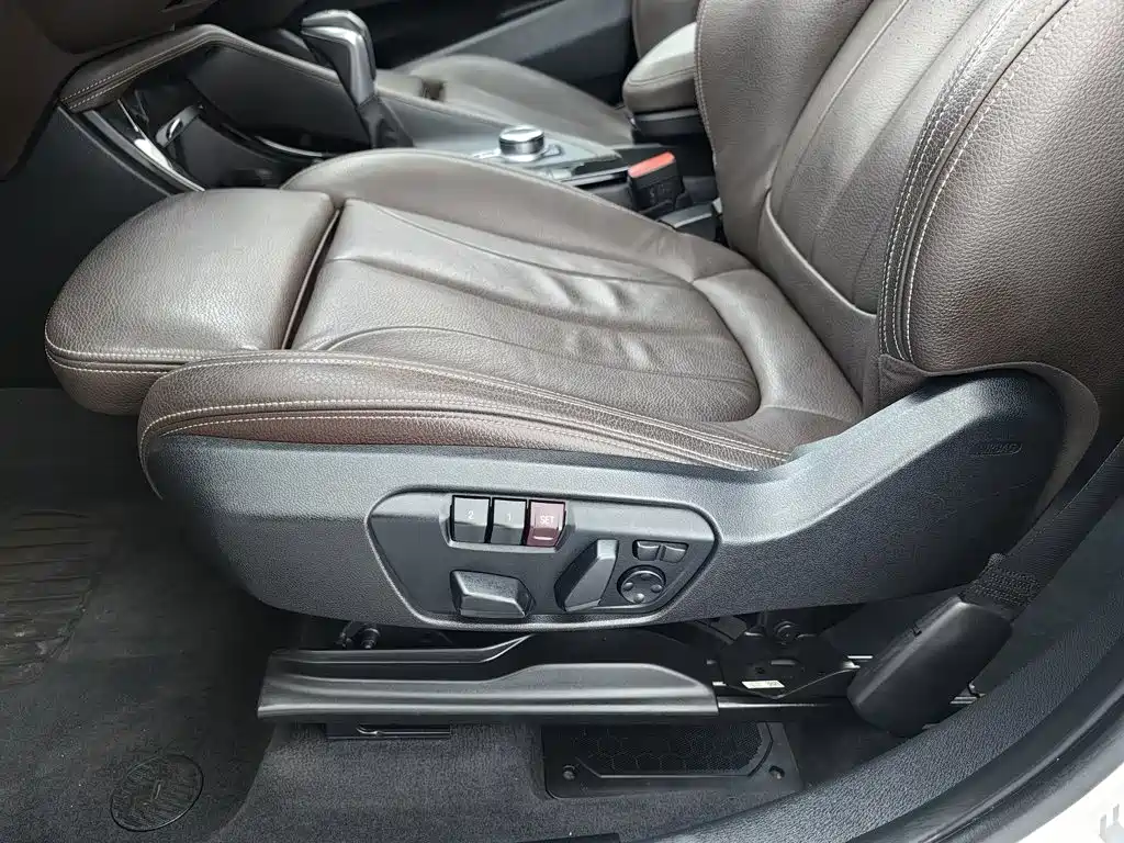 BMW X1 — миниатюра 20