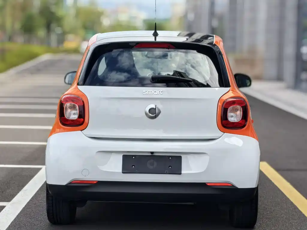 SMART FORFOUR