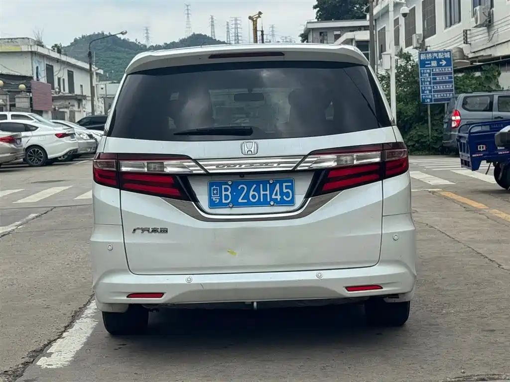 Honda Odyssey 2015 2.4L Luxury