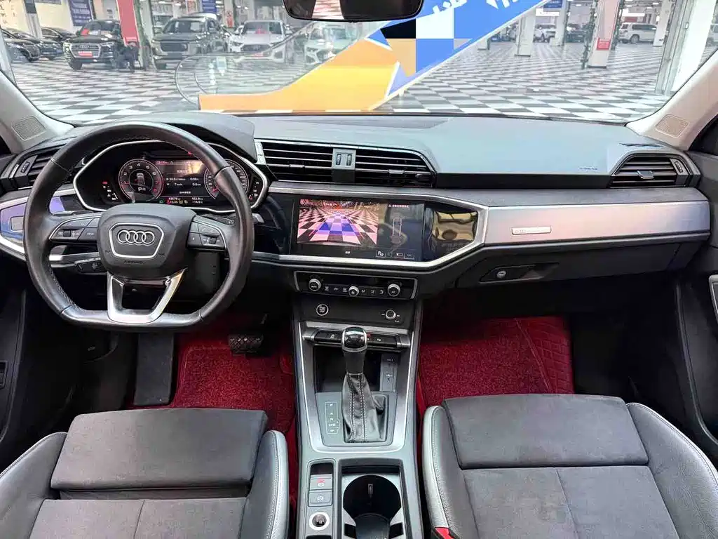 Audi Q3 — миниатюра 11