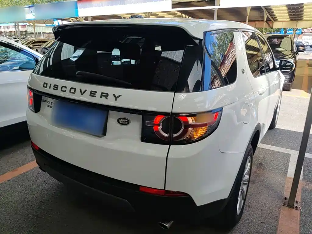 Land Rover Discovery Sport — миниатюра 7