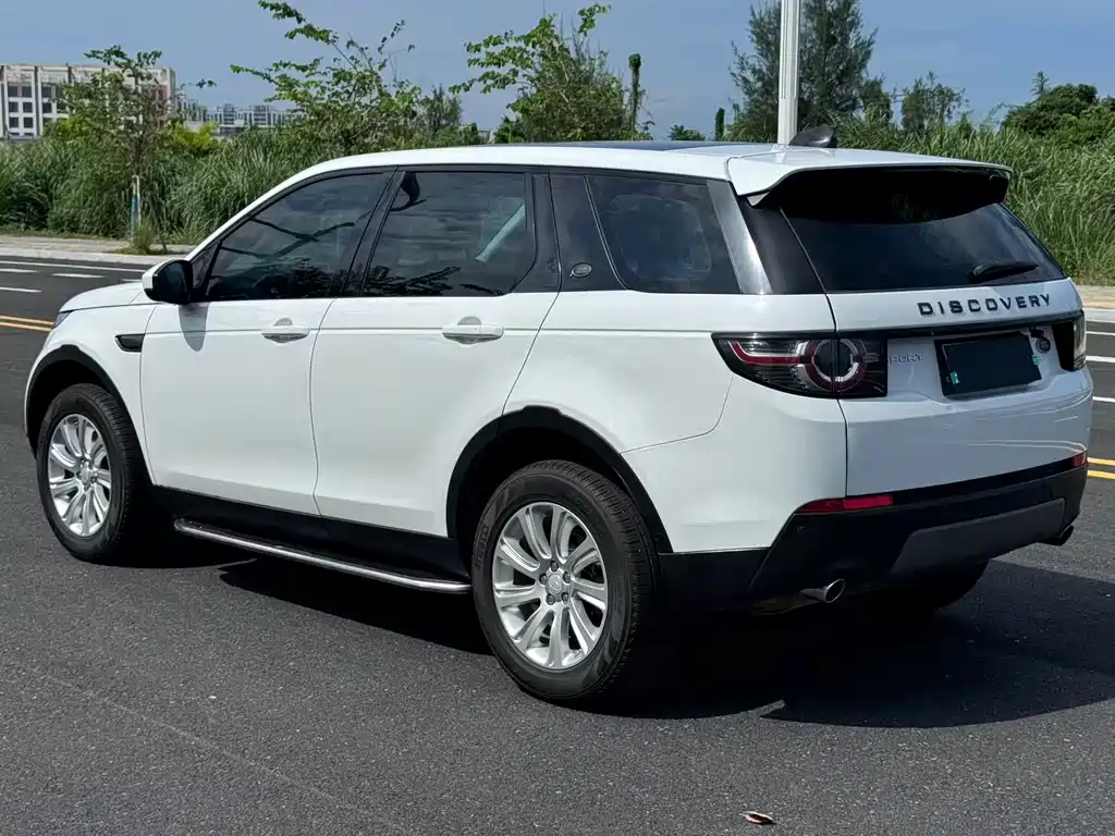 Land Rover Discovery Sport — миниатюра 6