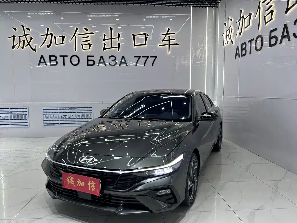 Hyundai Elantra