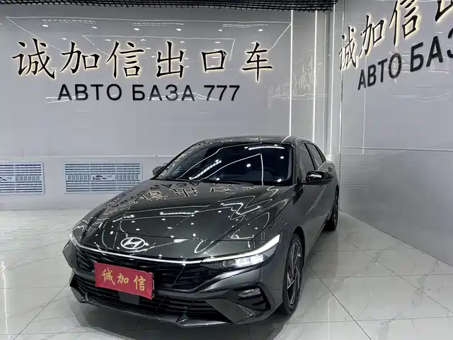 Hyundai Elantra