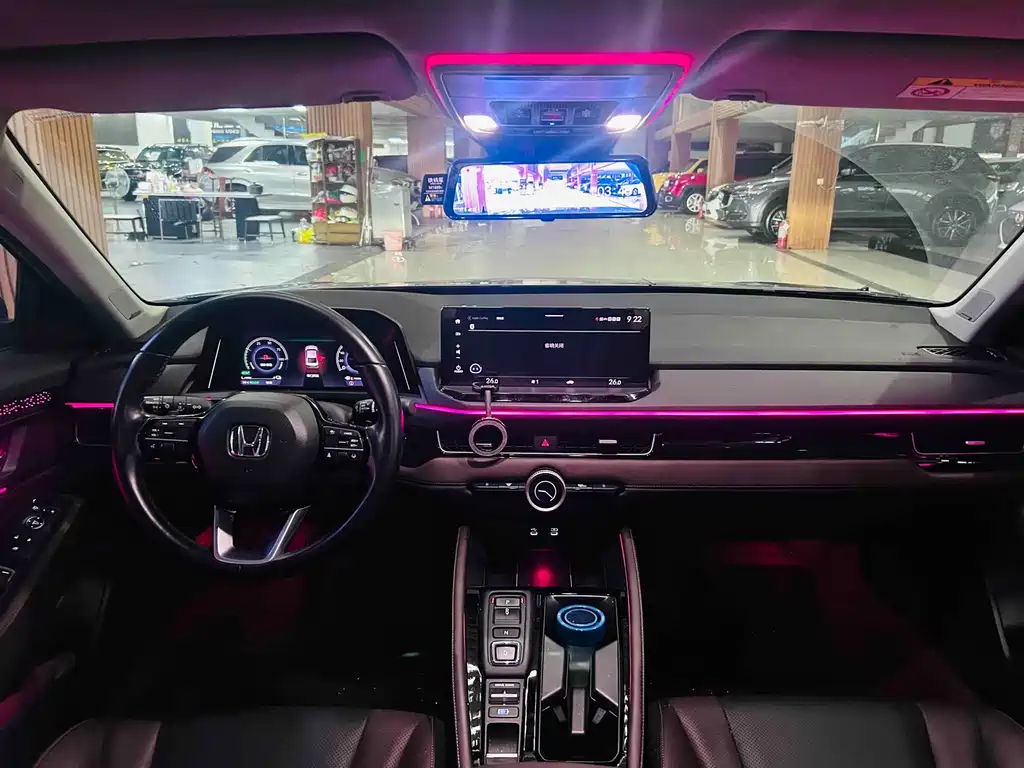 Honda Inspire PHEV — миниатюра 15