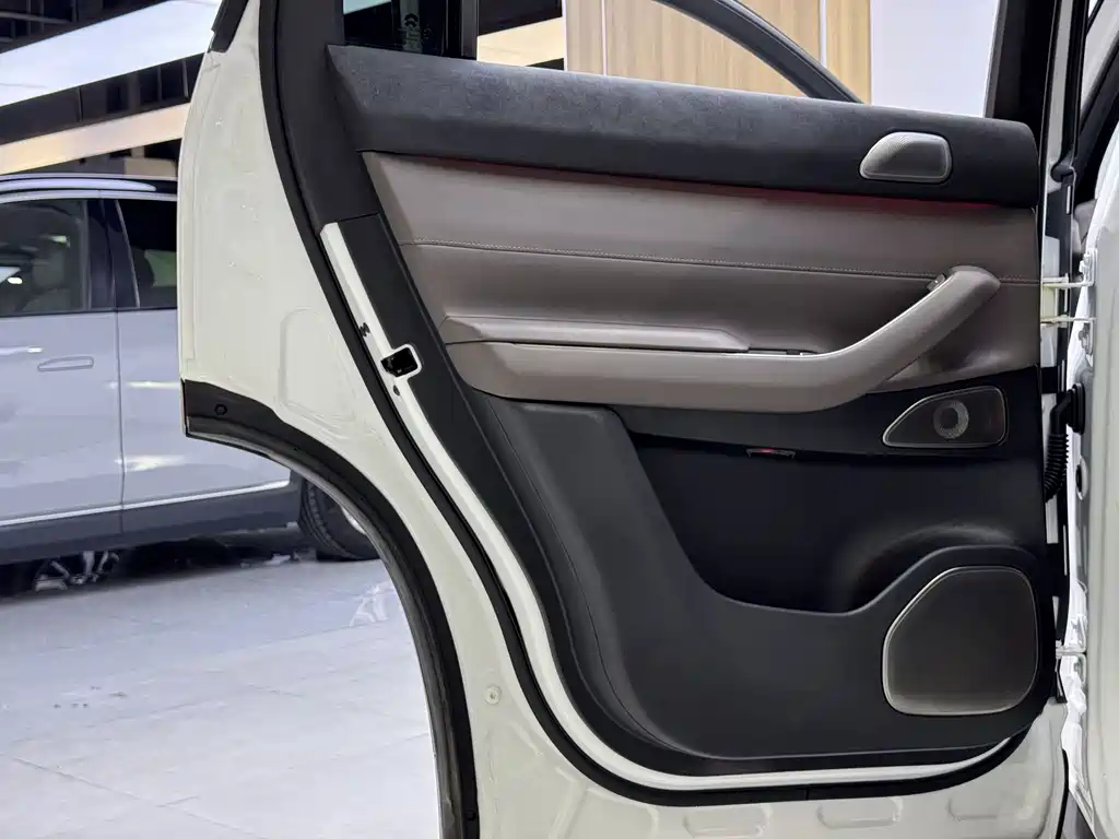 NIO ES7 — миниатюра 22