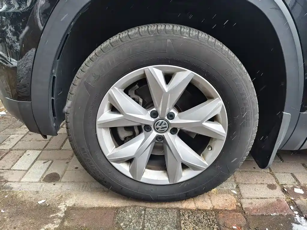 Volkswagen Teramont — миниатюра 3