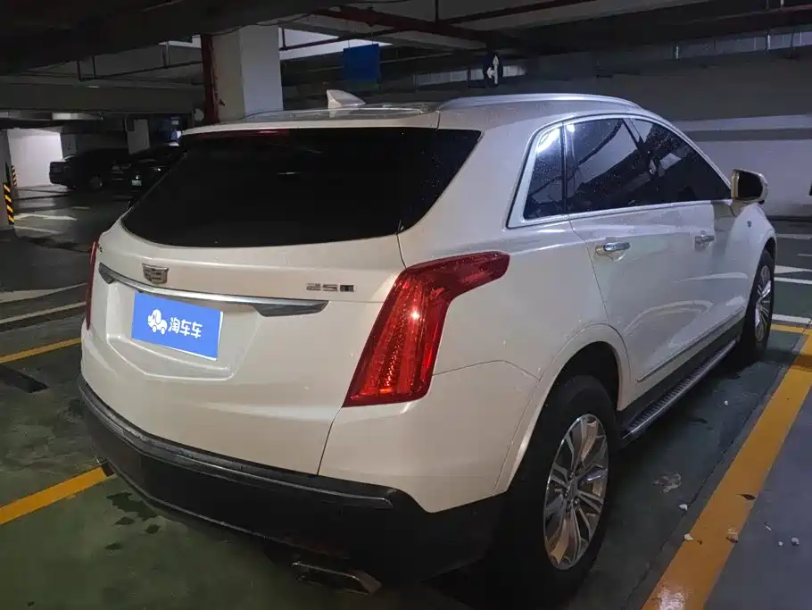 Cadillac XT5 — миниатюра 3
