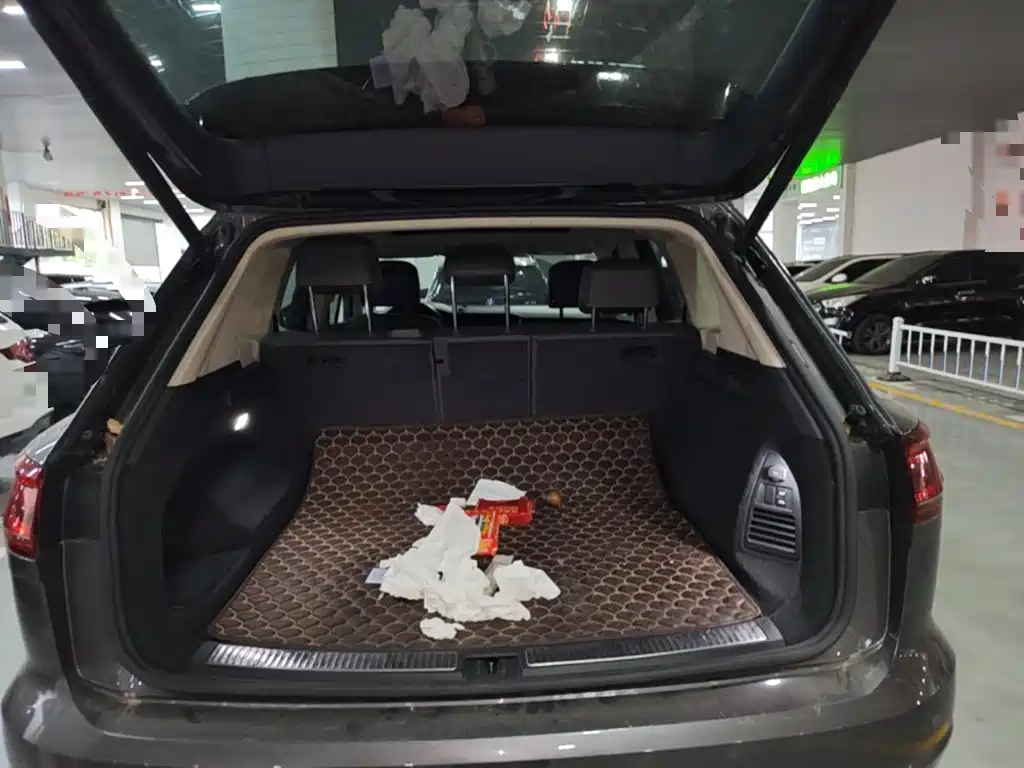 Volkswagen Touareg — миниатюра 19