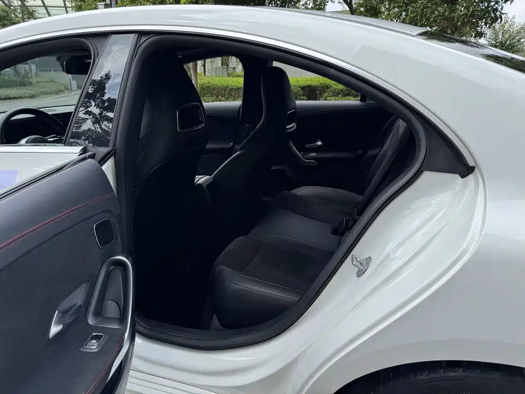 Mercedes-Benz CLA 2020 CLA 200