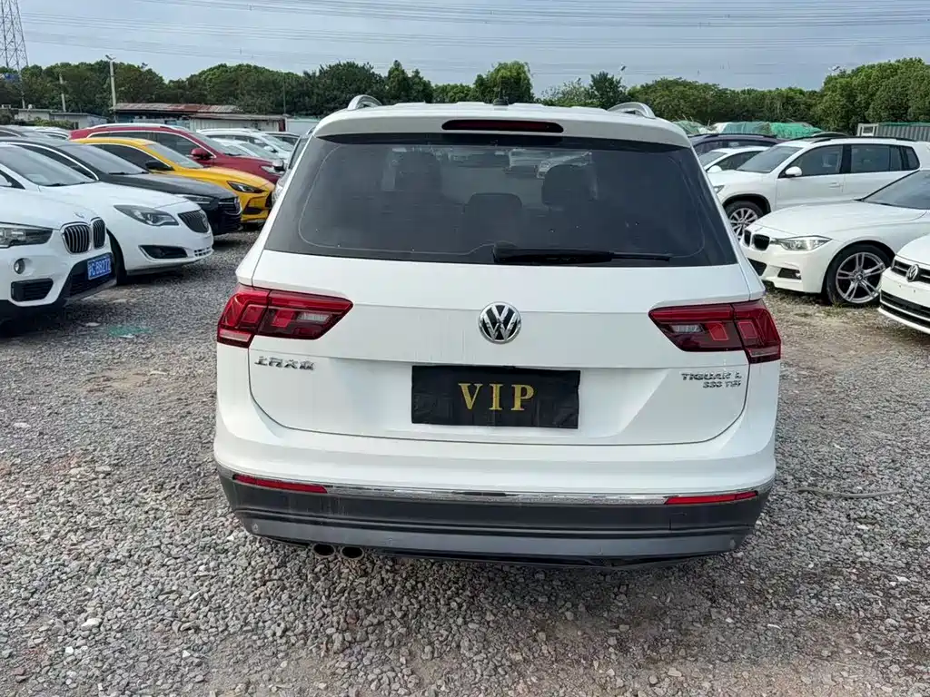 Volkswagen Tiguan L — миниатюра 7