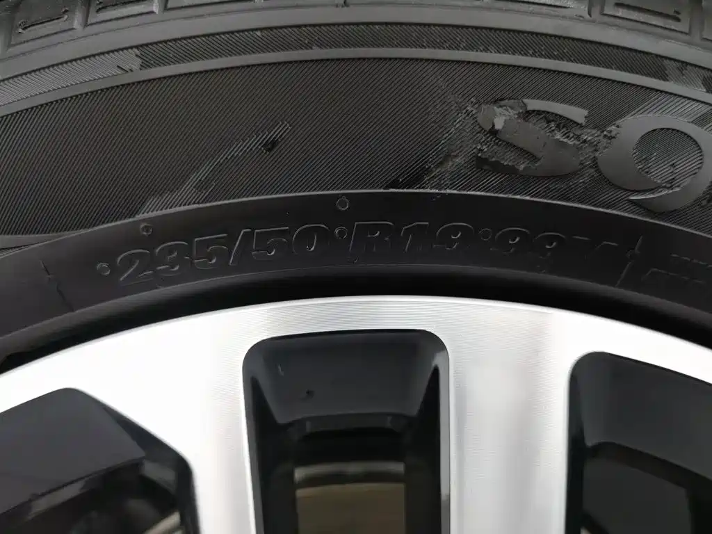 BYD L DM-i — миниатюра 24