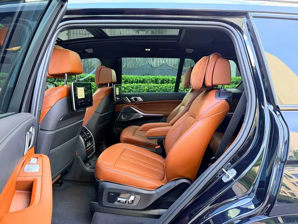 BMW X7 — миниатюра 15