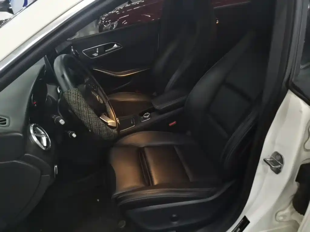 Mercedes-Benz CLA (Import) — миниатюра 15
