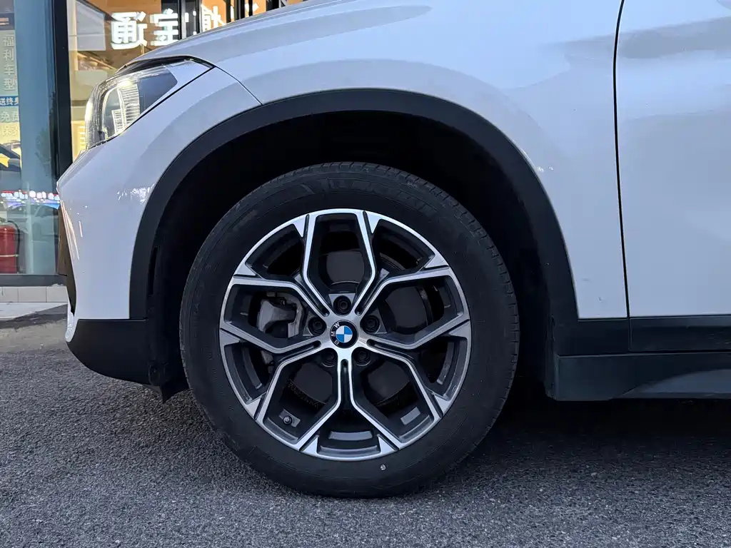 BMW X1 — миниатюра 7