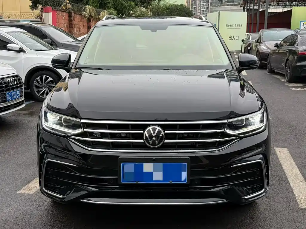 Volkswagen Tiguan L L 2025 330TSI AT R-Line