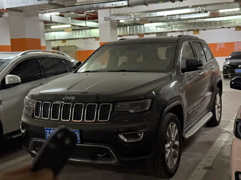 JEEP GRAND CHEROKEE