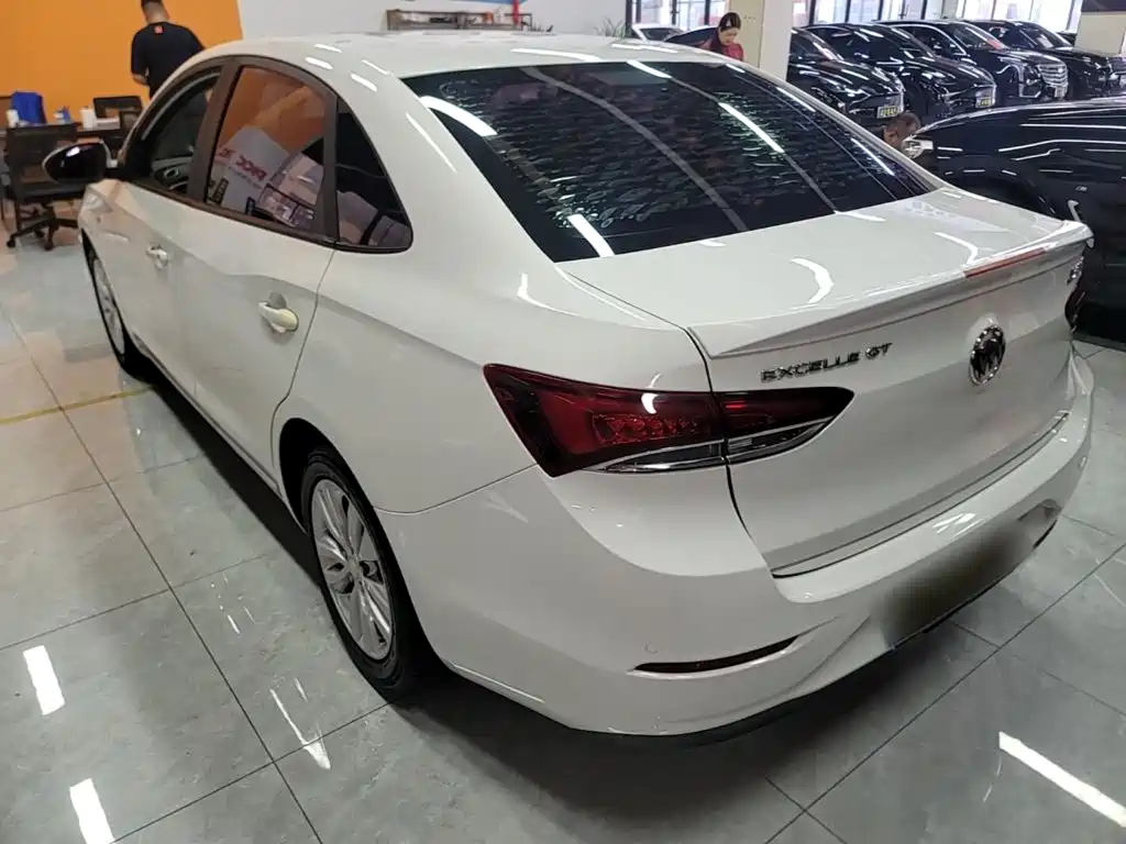 Buick Excelle — миниатюра 5