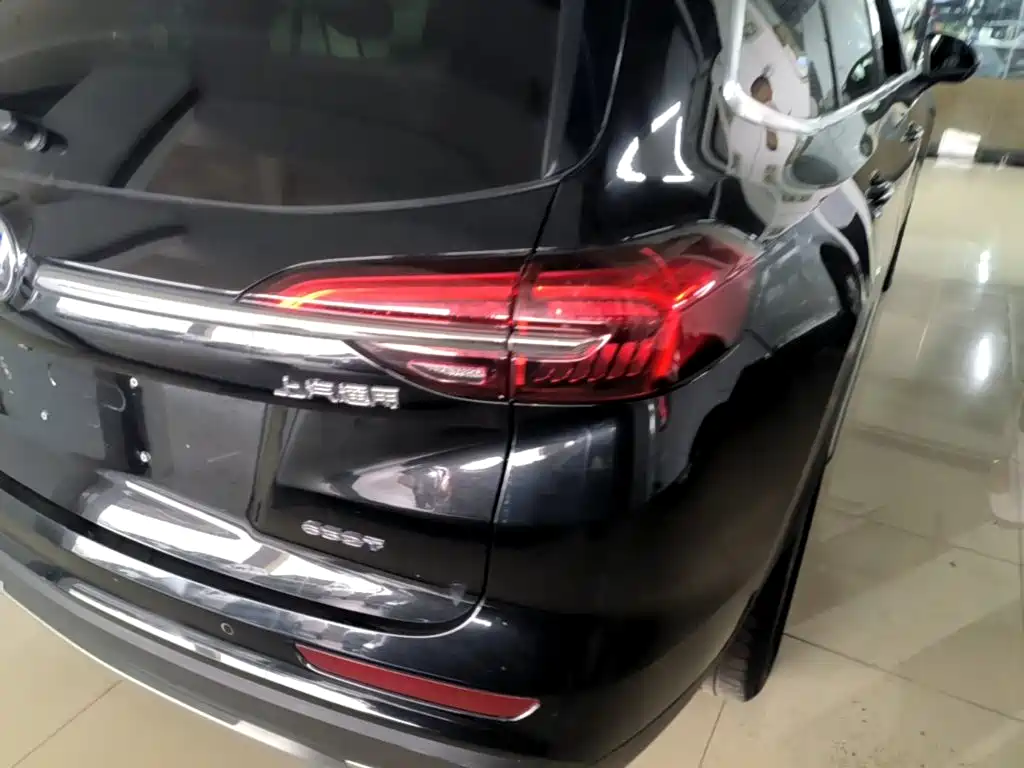 Buick Envision Plus — миниатюра 8