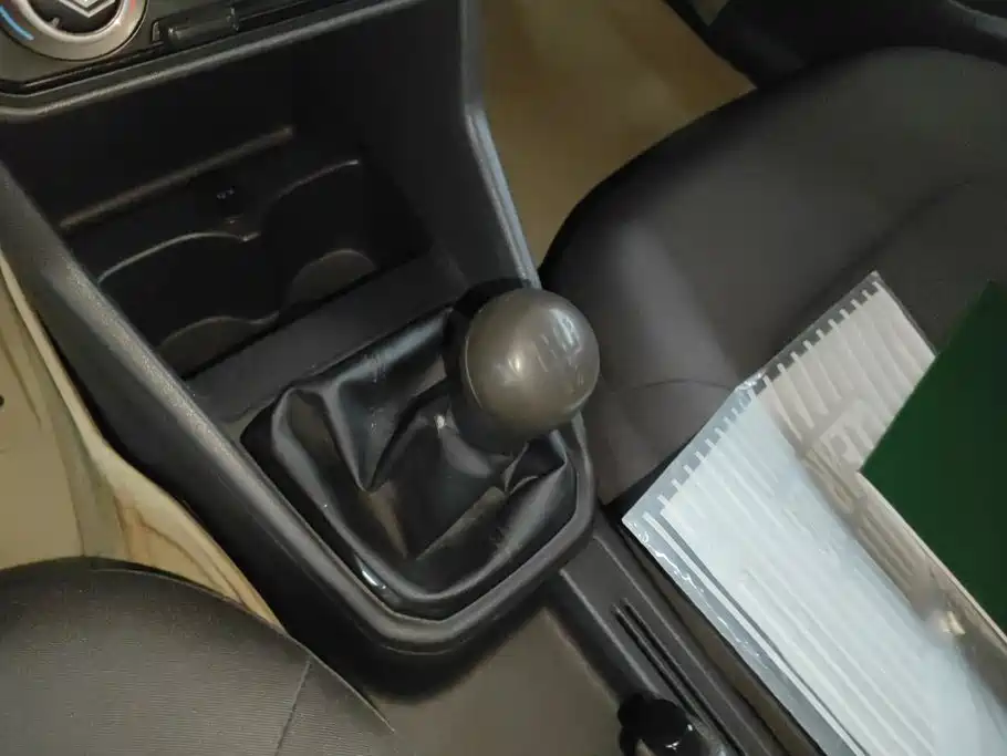 Volkswagen Jetta — миниатюра 16