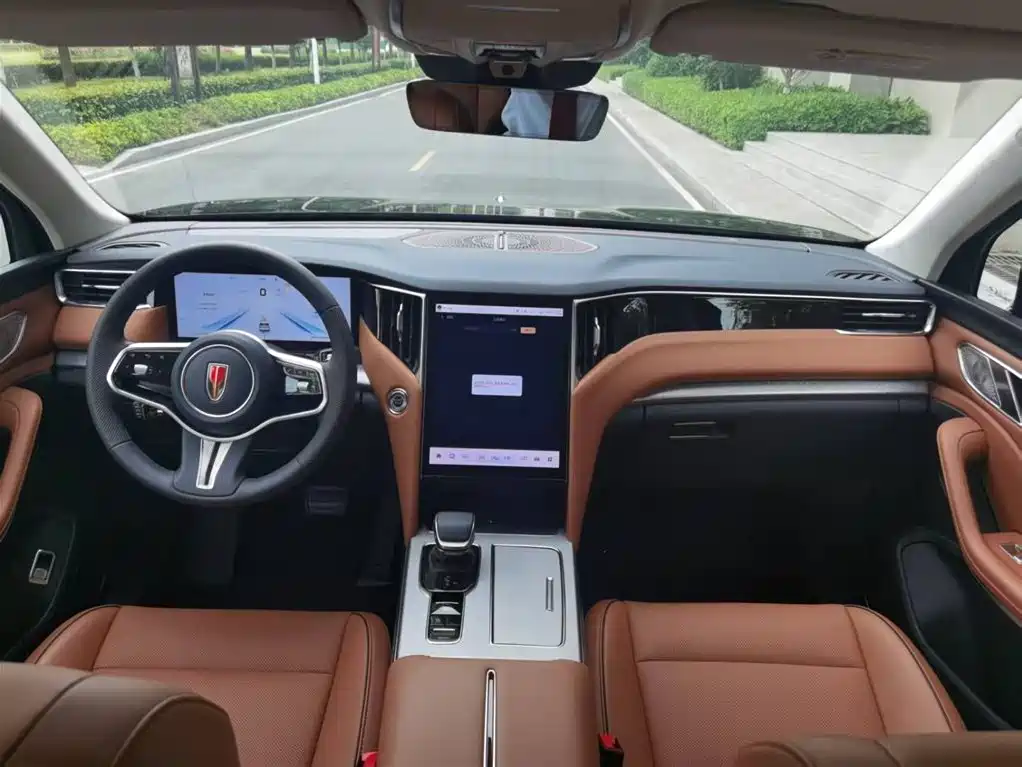 Hongqi HS7 PHEV 2025 2.0T PHEV 200 6 мест