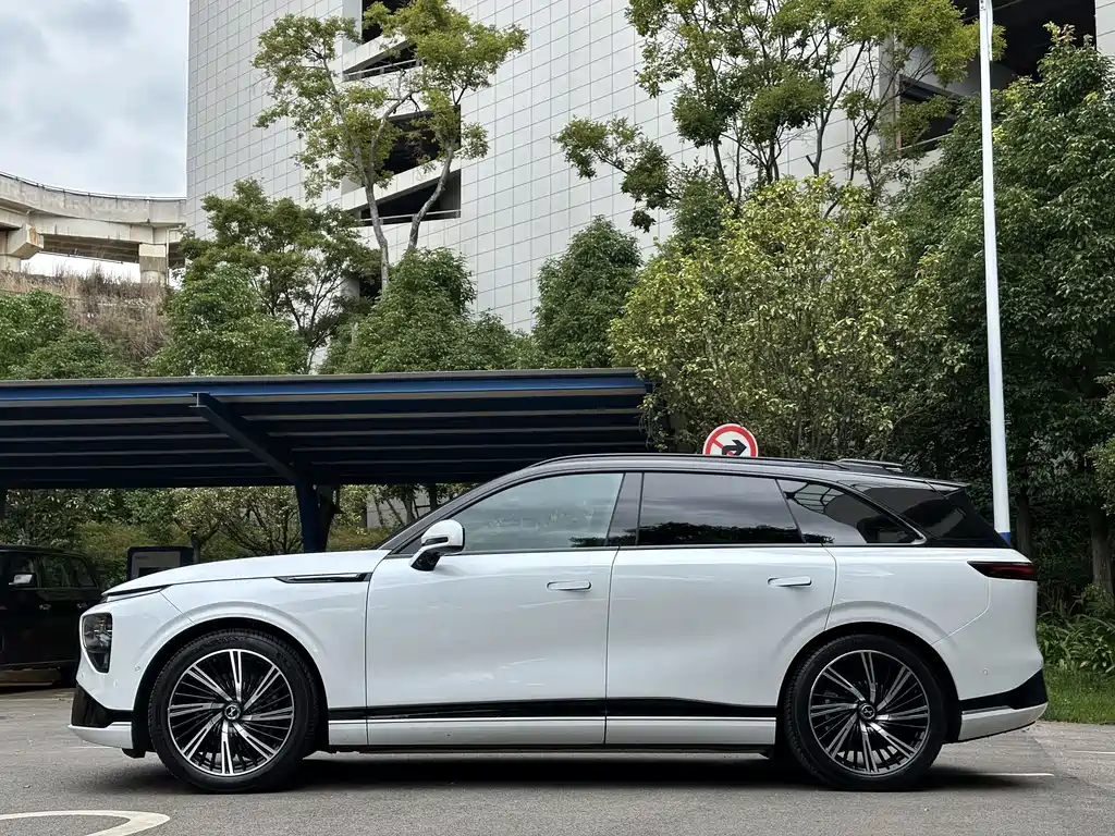 XPeng G9 — миниатюра 4