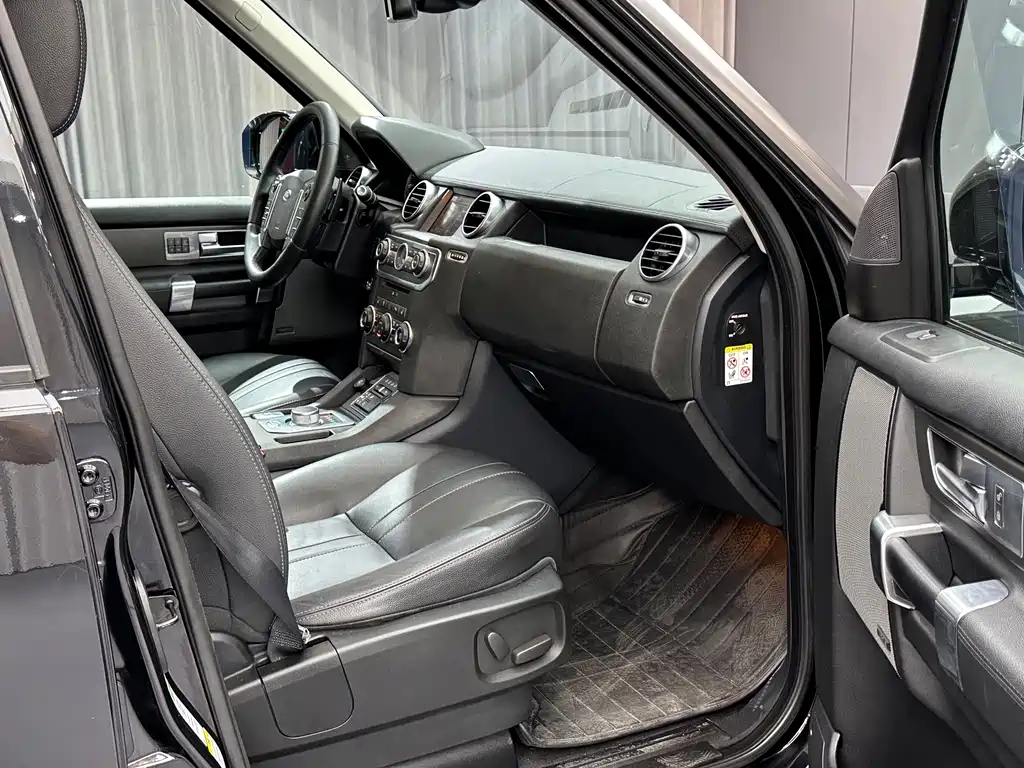 Land Rover Discovery — миниатюра 29