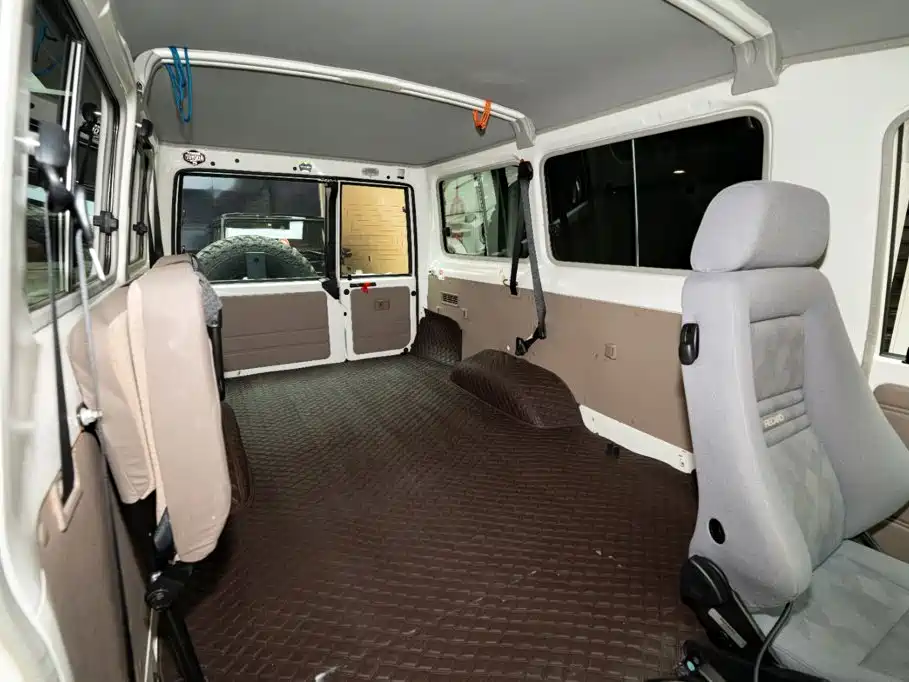 Toyota Land Cruiser — миниатюра 9