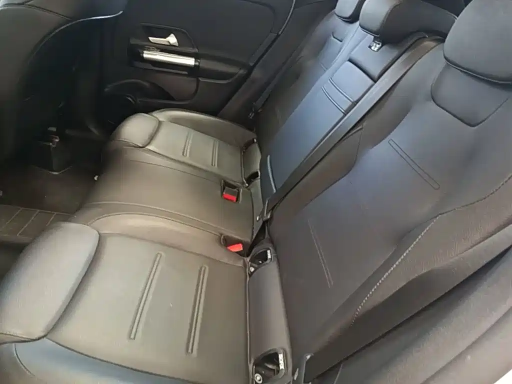 Mercedes-Benz GLA — миниатюра 17