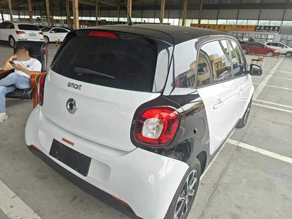 smart Smart Forfour — миниатюра 7