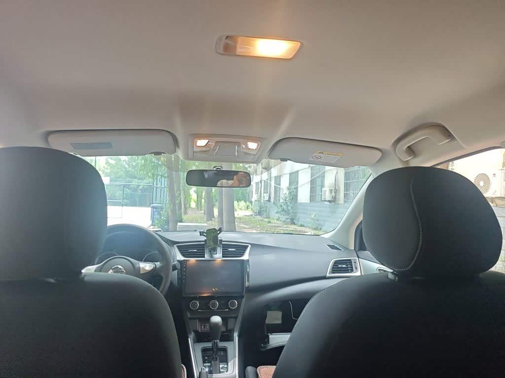 Nissan Sylphy 1.6 л 2024 г. Чёрный, пробег 14900 км