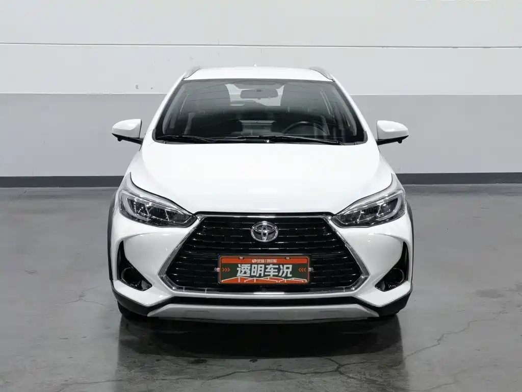 Toyota Yaris L — миниатюра 3